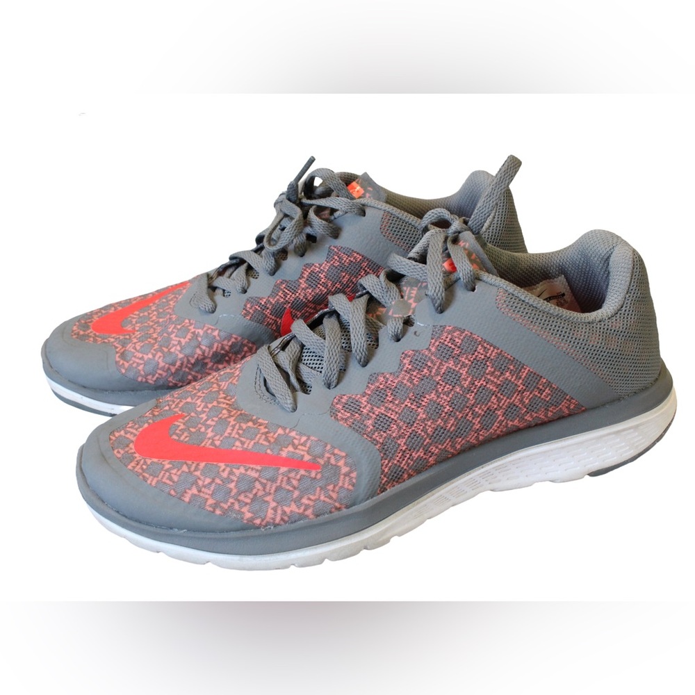 Nike Women’s FS Lite Run 3 Running Shoes in Gray & Pink Size 8.5